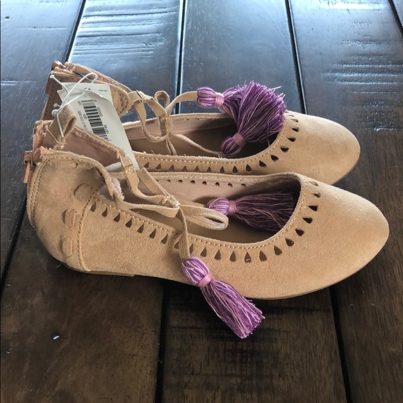 Old Navy Suede Ballet Flats with Purple Tassel - Picture 4 of 6